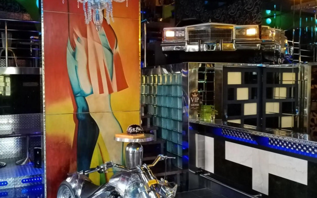 Hotel Cade