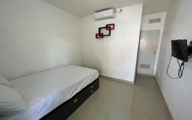 Hotel O Aero Kost Bu Lisa Syariah Near Pasar Tradisional Lawang