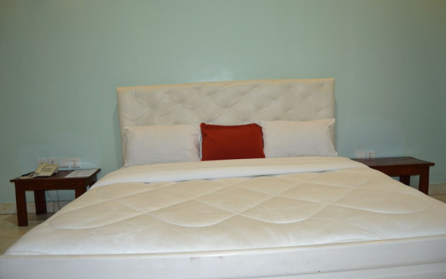 Comfort Hotel Ltd