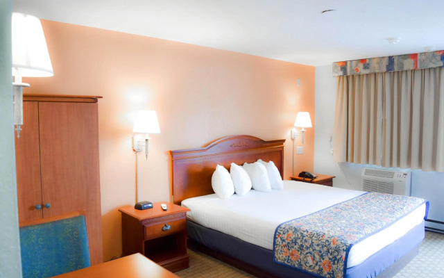 Knights Inn North Attleboro
