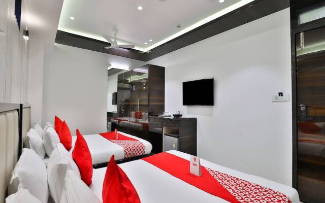 OYO 15635 Elite Rooms & Banquet