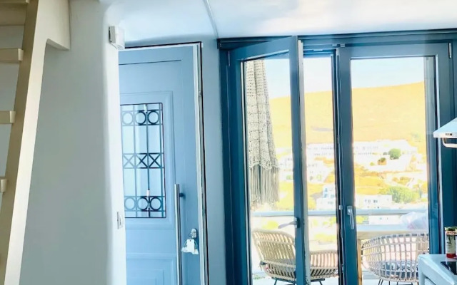 Gerani Deluxe Houses with Sea View