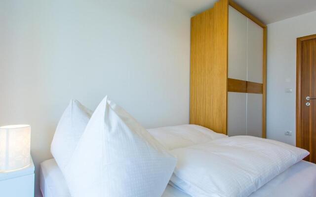 Apartment Maestral