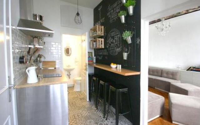 For the bold, chic and open minded