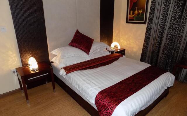 Caravel Suites