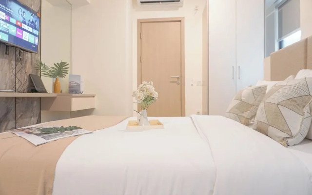 Homey And Minimalist Studio Apartment Meikarta