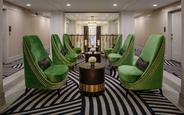 Tulsa Club Hotel, Curio Collection by Hilton