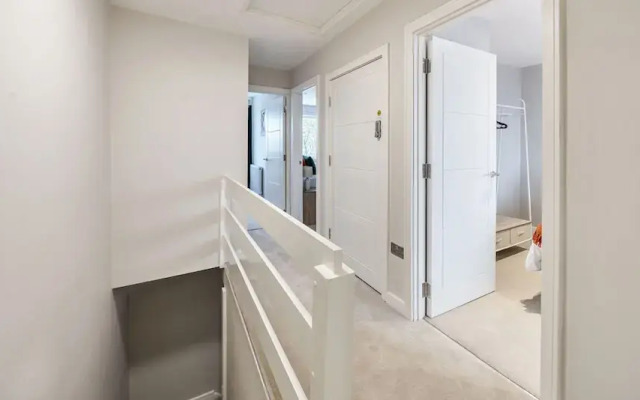 Ettrick Court House By REDWOOD STAYS