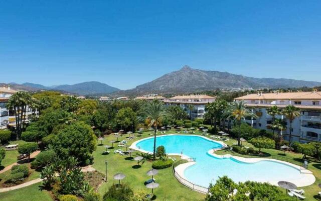 Puerto Banus Ático de 4 Habitaciones