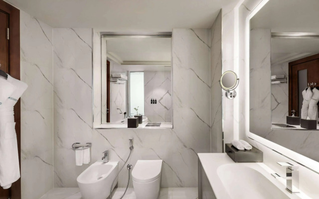 Wyndham Grand Doha West Bay Beach