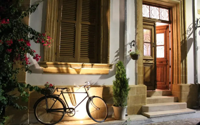 pedieos guest house