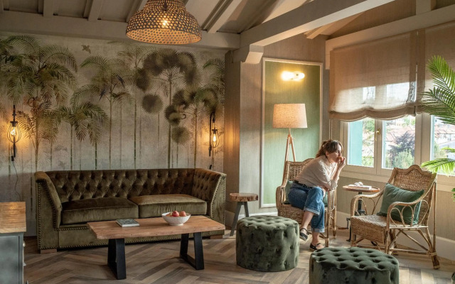 Apartamentos Boutique Fuente Real