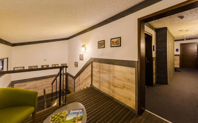 Chalet CrepDeChine Hotel