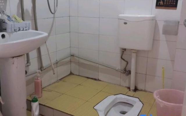 Mengzhilan Homestay (Three Gorges Square High Speed Railway Station)