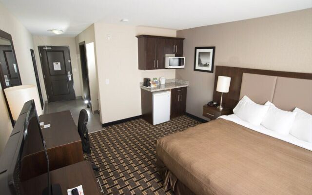 Redvers Western Star Inn & Suites