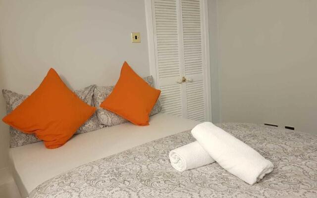 The Cumberland Townhouse Apartment
