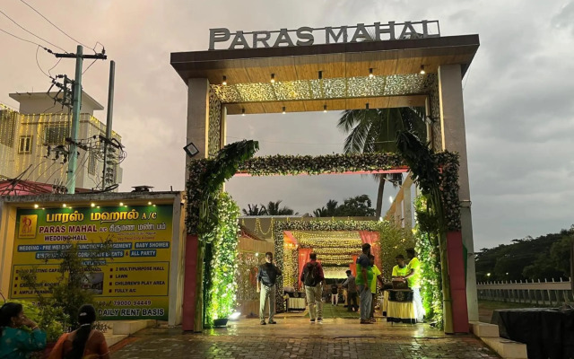 Paras Mahal