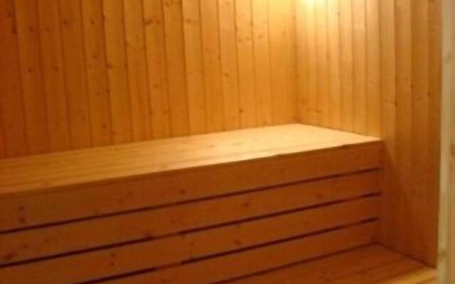 Sharjah Palace Hotel