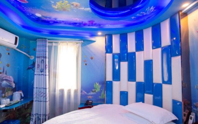 Shanghai Dream of Rain Theme Hotel