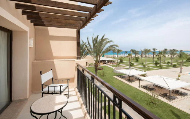 JAZ Oriental, Almaza Bay