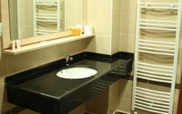 Pelemir Hotel