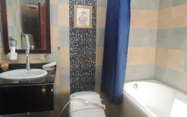 Ngoc Quynh Hotel