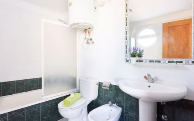 Sunny House El Roque