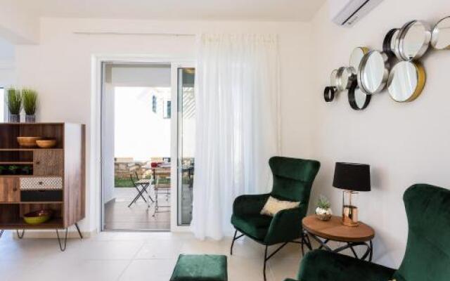 Triton Sea View Villa