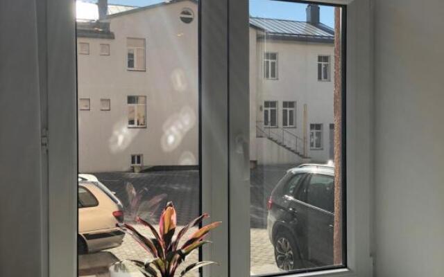Pernavas Park & Bed Apartment Riga