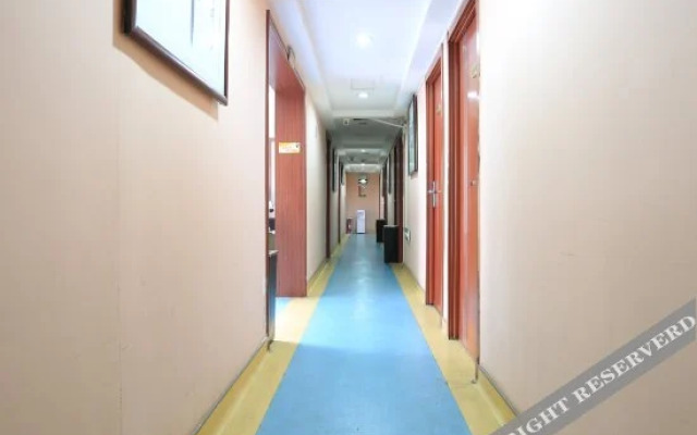 Linjia Hostel
