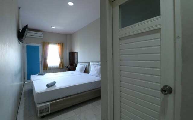 Sky Airlines Guesthouse