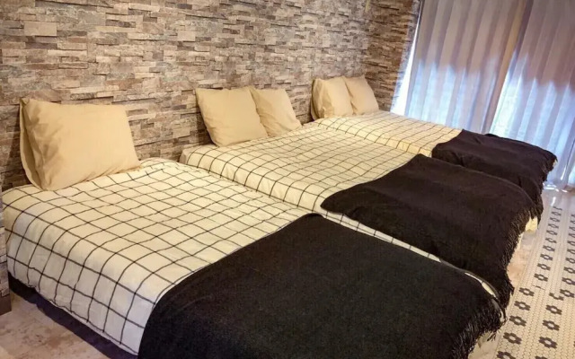 Yoyogi Apartment 2-301