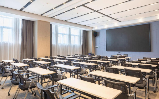 Atour Hotel Nanning Railway Station North Lake