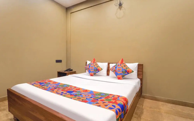 Fabhotel Hn Pear View Stays