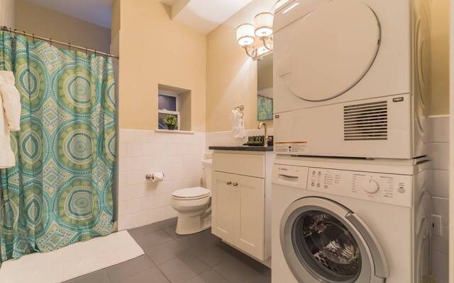 1955 Rittenhouse - Studio