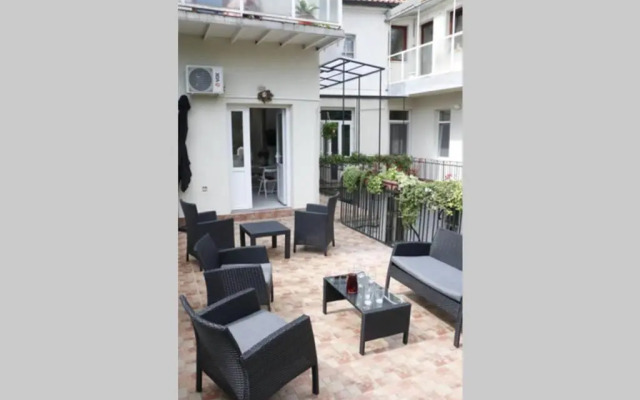 ROCK - Studio with 30m2 terrace