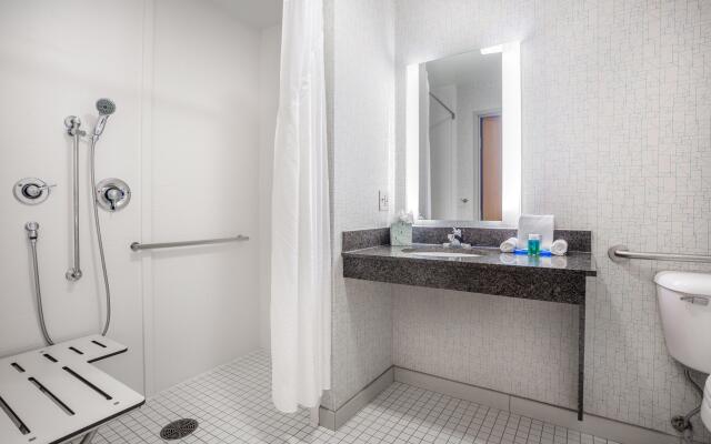 Holiday Inn Express Wisconsin Dells by IHG