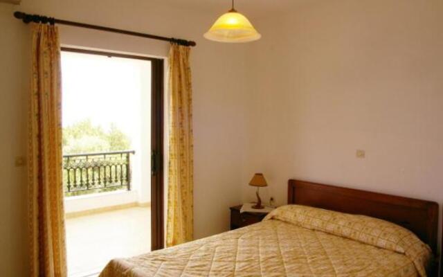 Marialice Apartments