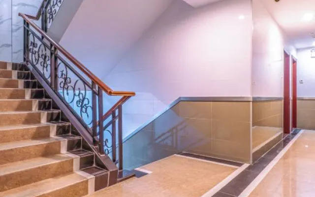Lotus Hotel Apartment