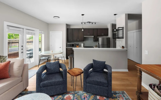 Rare 2BR in Prime Location