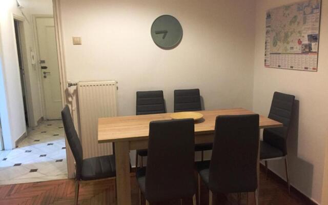 Central 5 Room Apartment