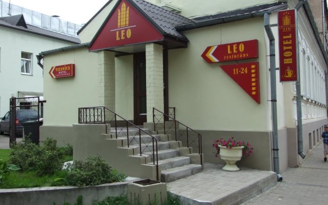 Hotel Leo