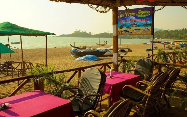 Sea Front Patnem Beach Huts
