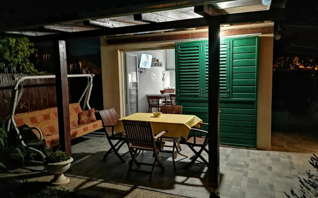 Apartment Taja, cijela kuća i vrt samo za vas