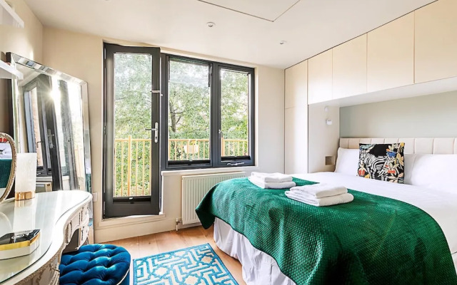 A Stylish Haven Near Portobello Road