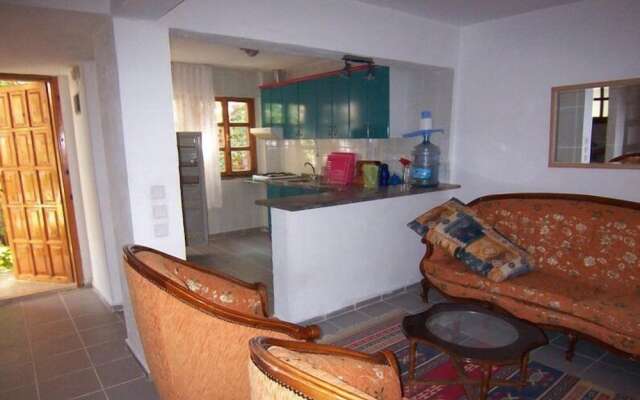 Villa Poseidon Apartments