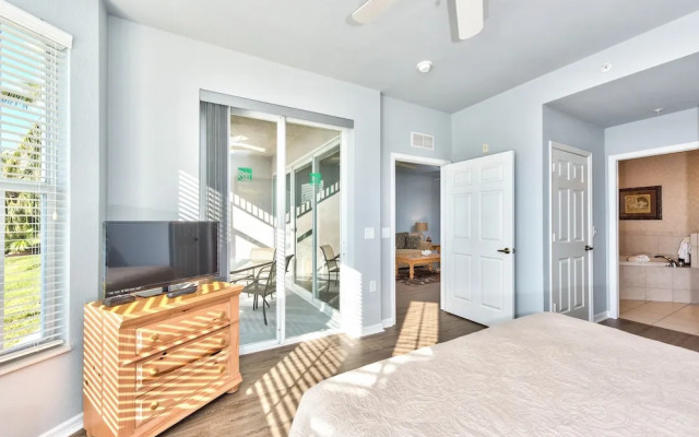 Asiago Vacation Rental at Lely Resort. Newly Furnished 2-Bedroom Condo with Stunning Lake & Golf Views. Spacious Retreat with Private Lanai, Resort Pool, Hot Tub and Gym Access