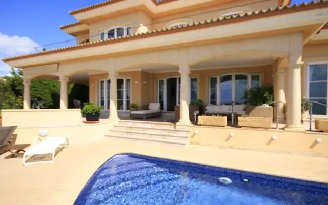 Villa Hiedra