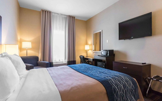 Comfort Inn & Suites