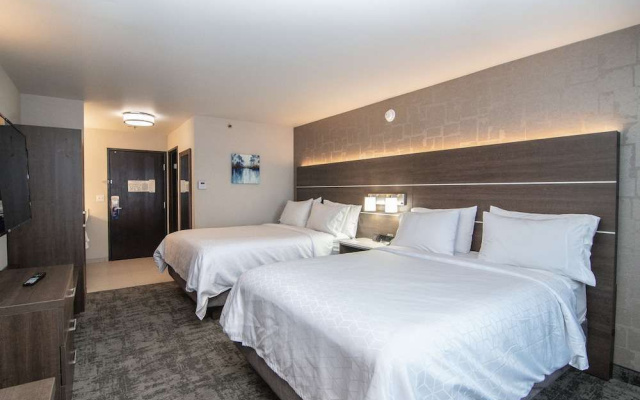 Holiday Inn Express & Suites Kalispell
